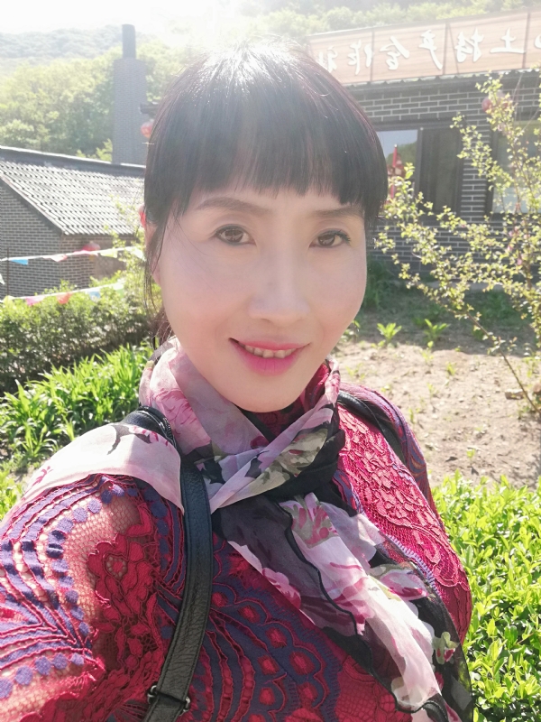 艳阳高照的第一张照片--铁岭闪婚服务中心